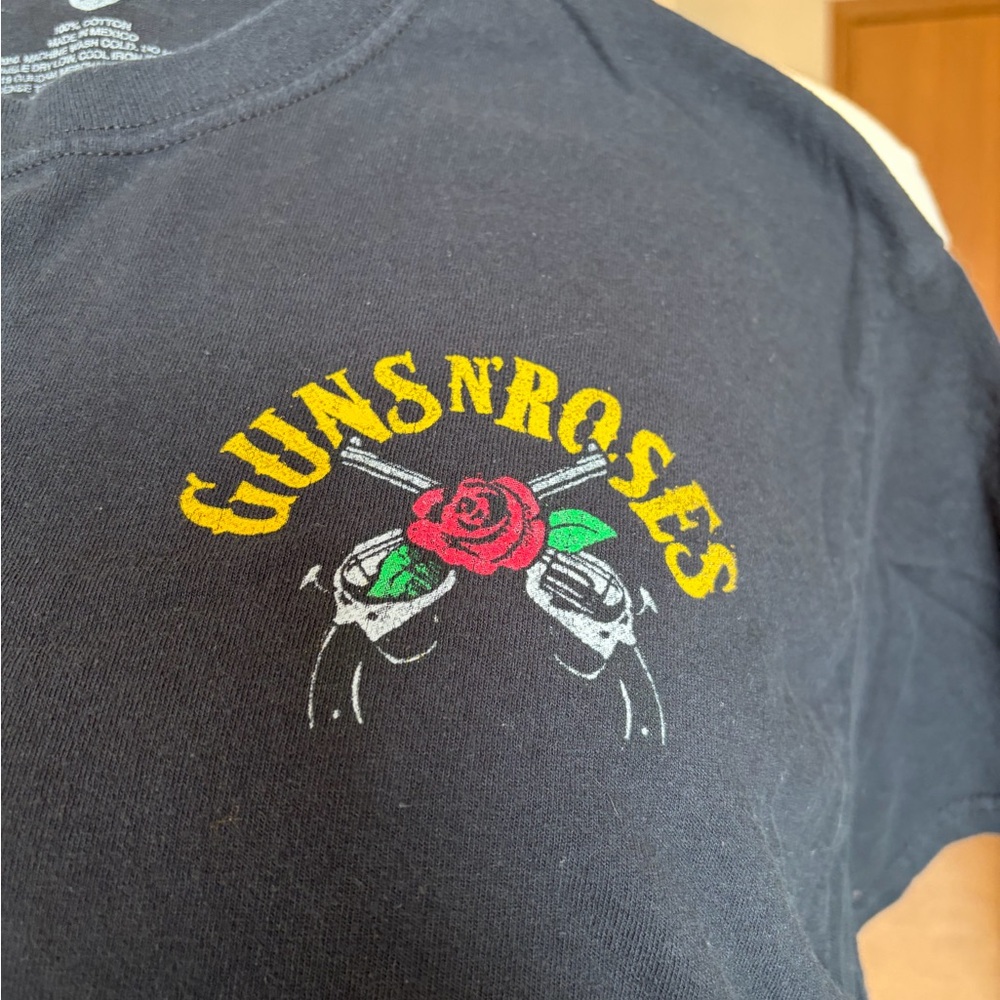 Guns N' Roses Vintage Logo Tee - Black with Yellow & Red Graphic